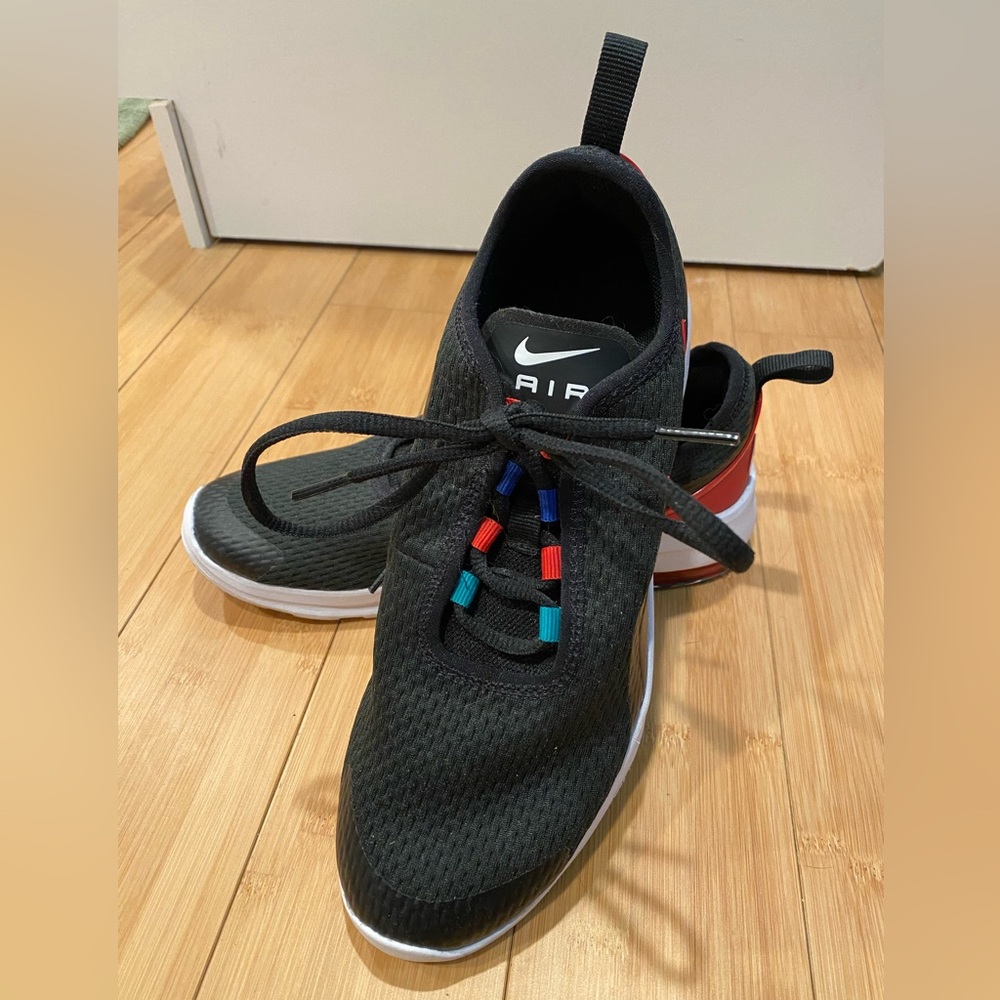 Size 6Y Nike Air Sneakers/Tennis Shoes